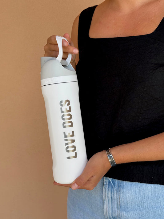 Love Does Engraved Owala Freeship 24oz - Shy Marshmallow